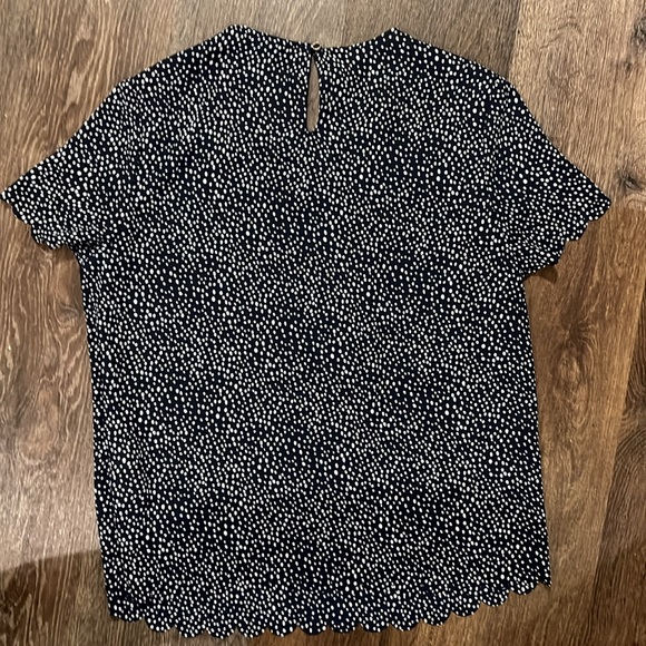 Banana Republic Blouse - Picture 2 of 2